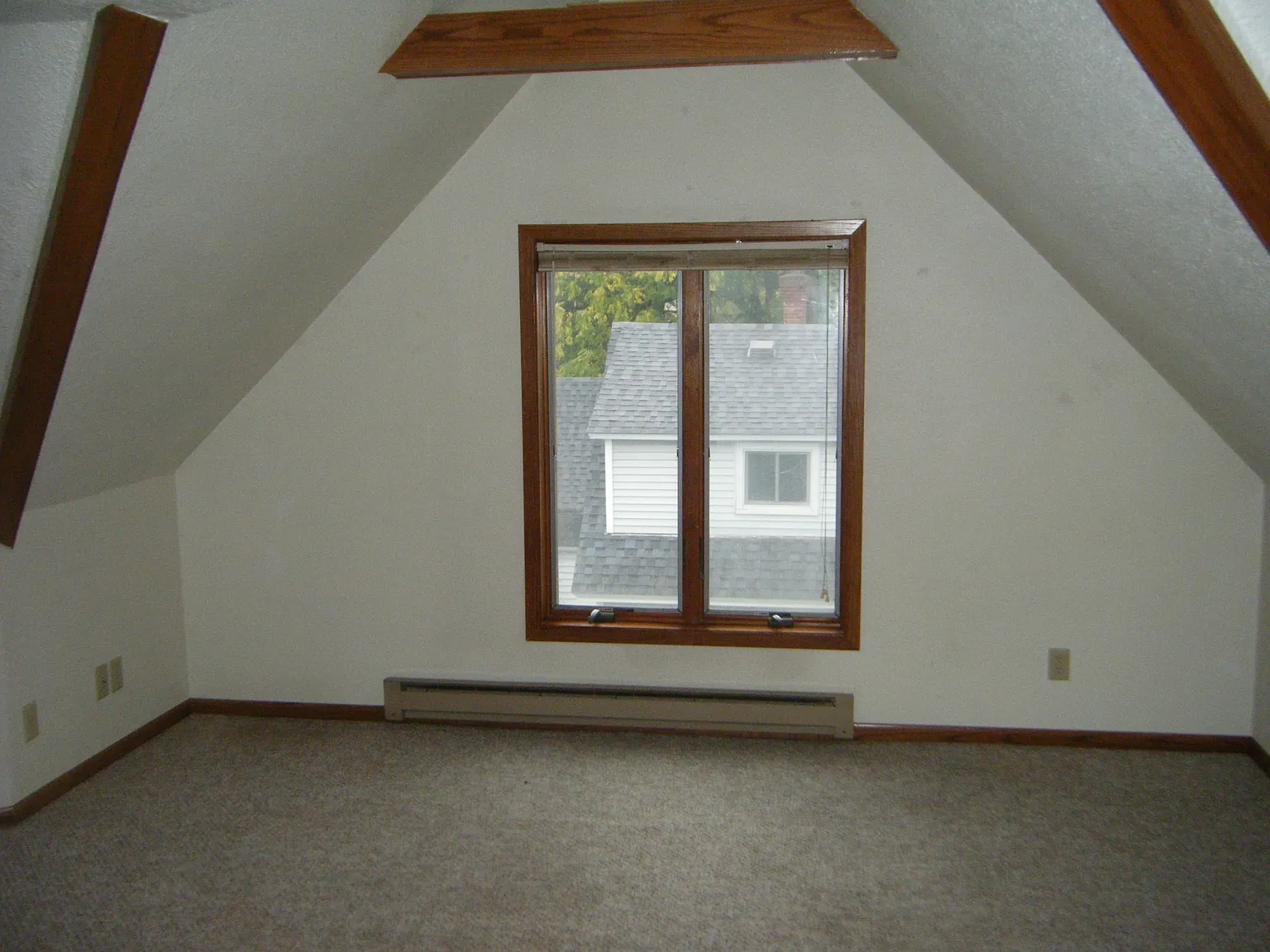 2 bed, 800 sqft, $995 — Photo 4