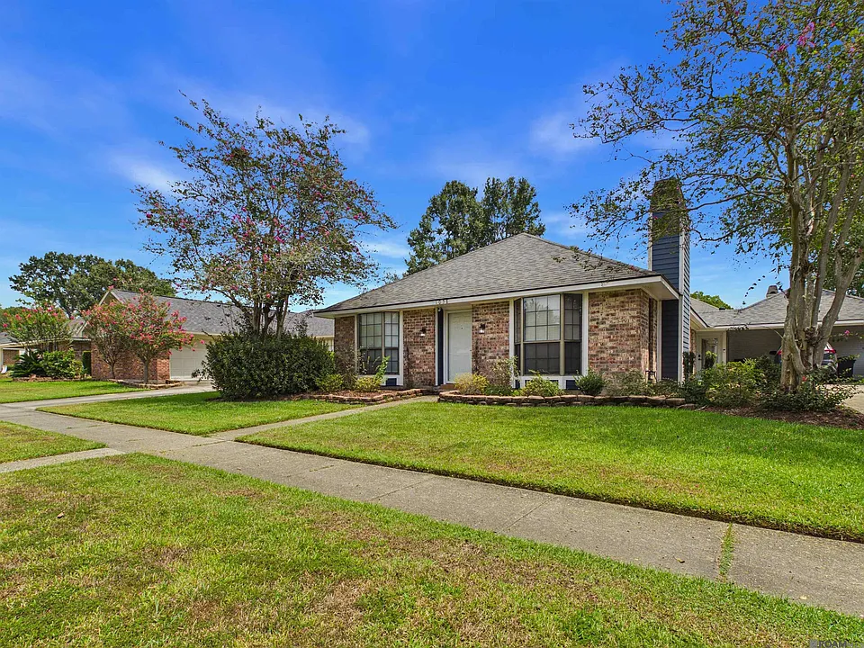 1058 Bullrush Dr