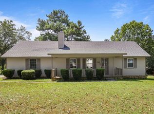 5586 Old Orchard Ct, Rex, GA 30273