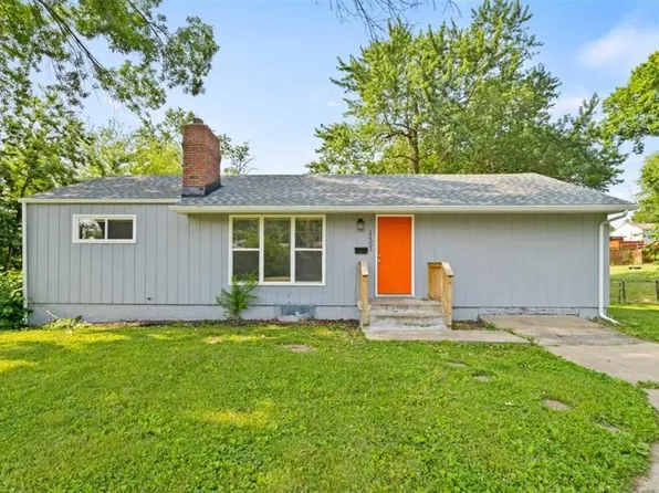 12303 E 47th St S, Independence, MO 64055