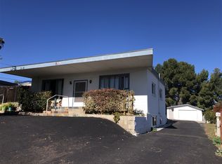 11920 Orchard Rd, Lakeside, CA 92040