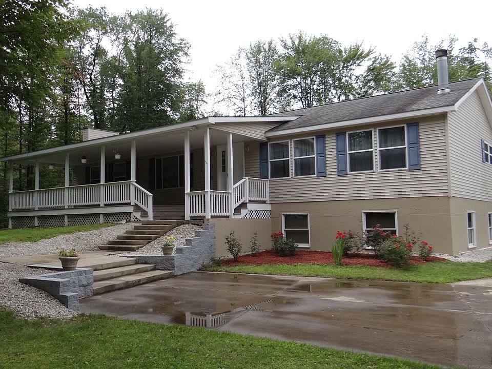 Pristine Raised Ranch!