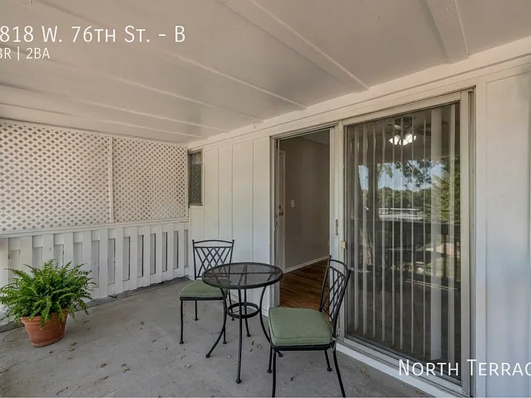 6818 W 76th St #B — Photo 10
