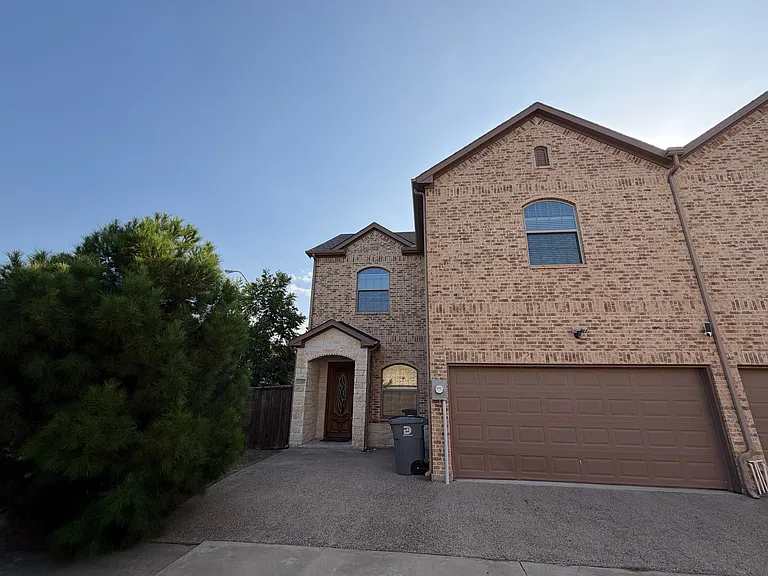 12305 Halima St — Photo 1