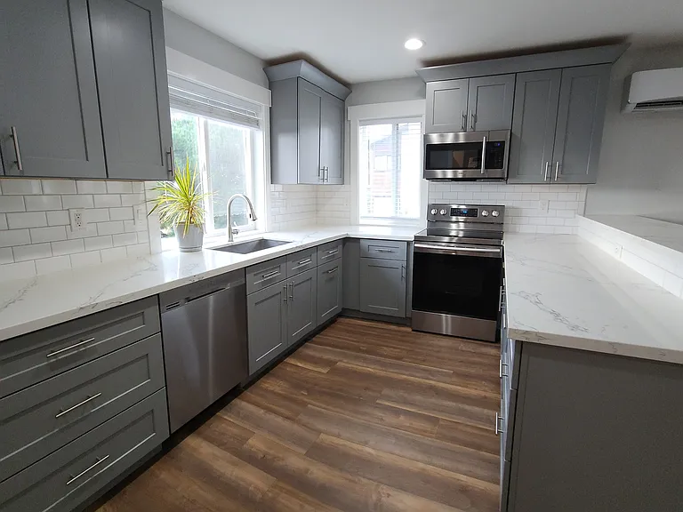 2325 N 113th Pl — Photo 2
