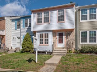 11 Valley Bend Ct, Germantown, MD 20876