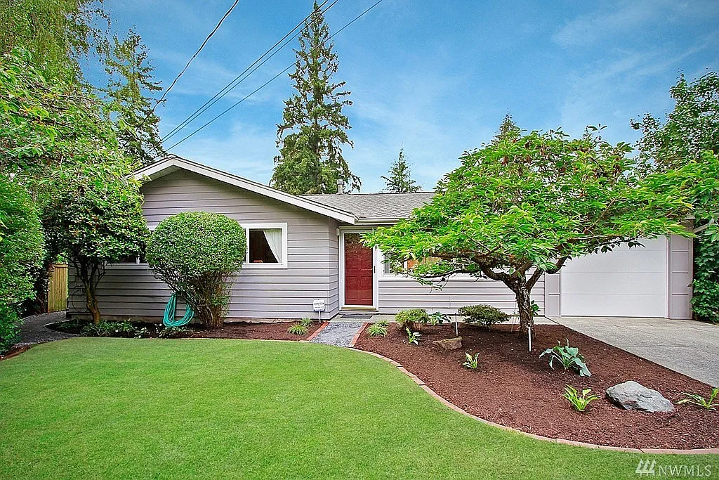 1641 167th Ave NE photo 1