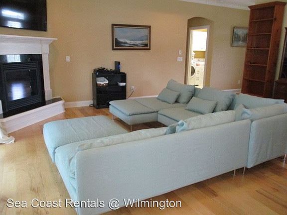 3rd image of 1421 Sparkling Rock Ct