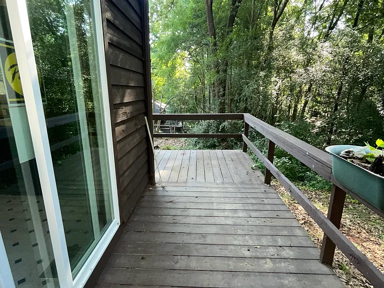 150 Brookstone Dr — Photo 21