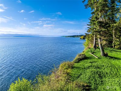 10511 NE Puget Bluff Lane, Bainbridge Island, WA, 98110