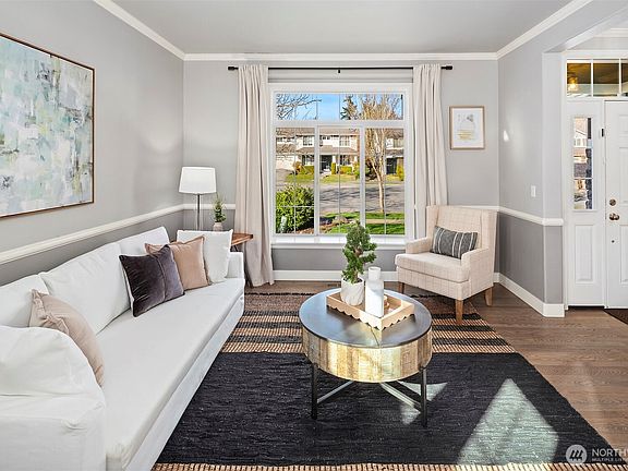 4th image of 3620 159th Place SE