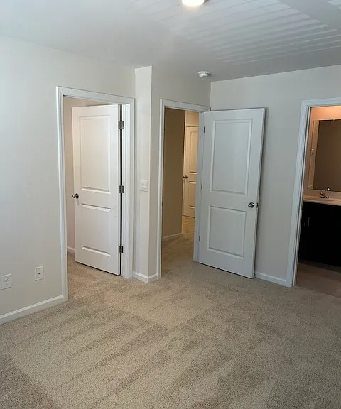 208 Oakmont Valley Trl — Photo 11