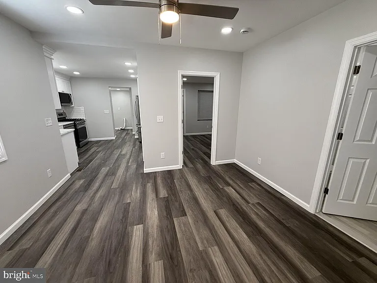 383 Johnson Ave — Photo 19