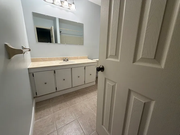 20 Citadel Cir — Photo 37