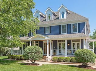 217 Eastern Ave, Clarendon Hills, IL 60514