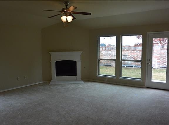 4th image of 3810 White Summit Ln