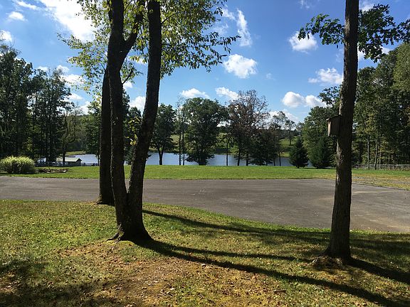 2nd image of 405 Markwood Dr