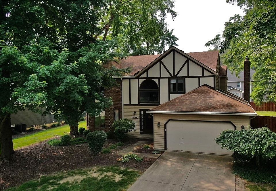 1st image of 21887 Jonathan Dr