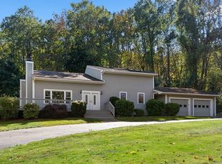 8 Indian Ridge Rd, West Newbury, MA 01985