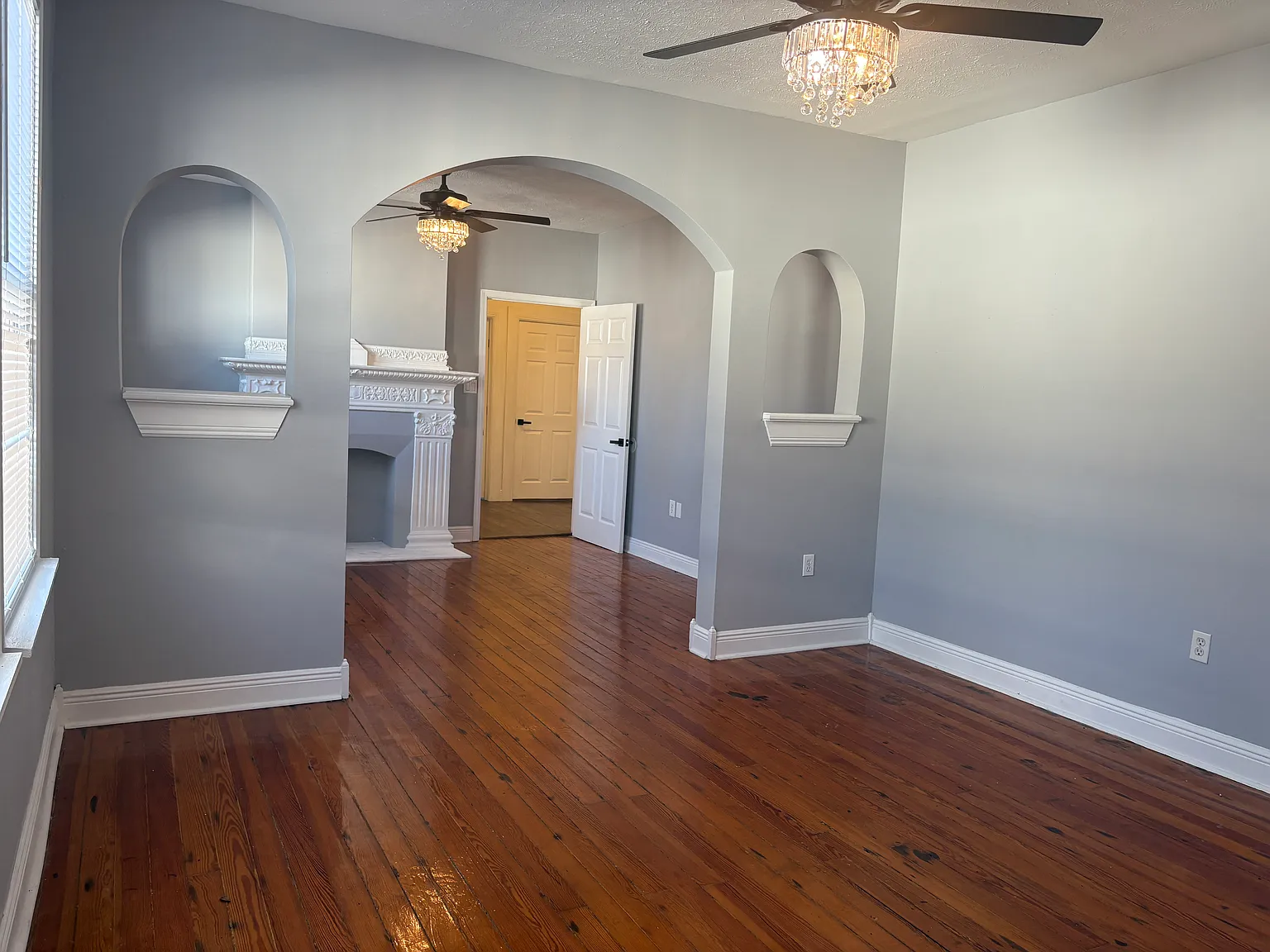 3 bed, 1100 sqft, $1,750 — Photo 3