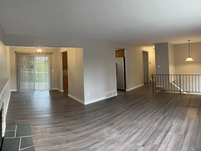 616 W Carolina Way — Photo 4