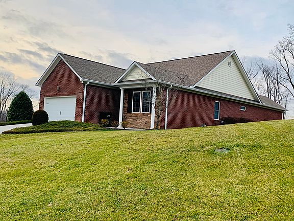 2nd image of 2202 Mountain Dr