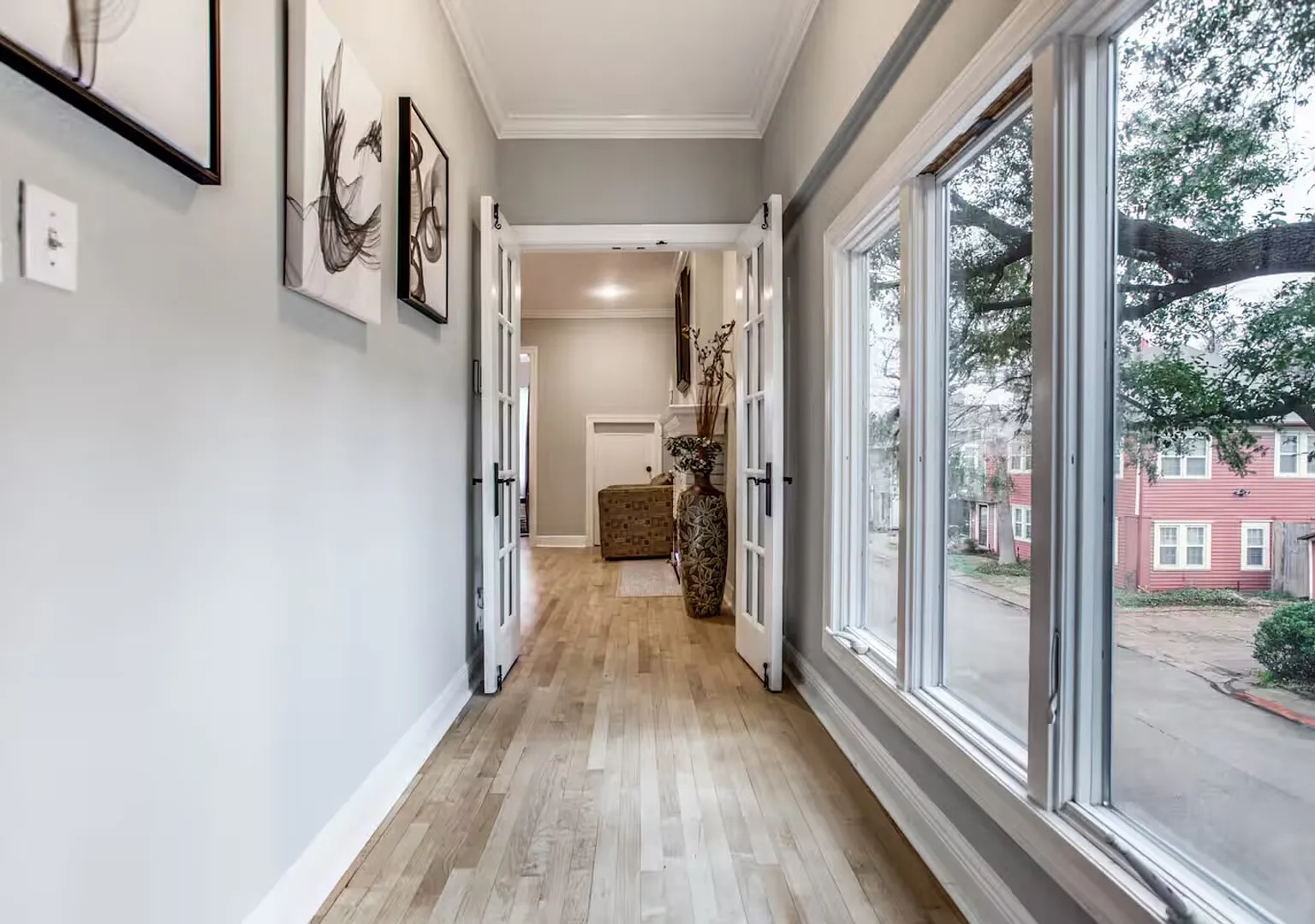 4011 Roswell Street, a beautifully updated 3-bedroom, 2-bath duplex — Photo 1