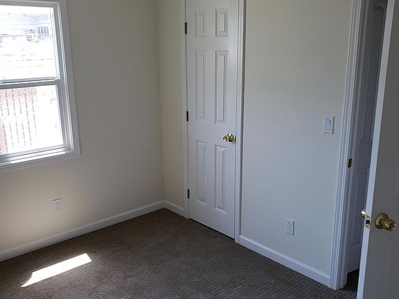 3rd image of 8517 Bancroft Ave