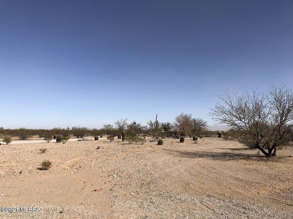 2nd image of 18630 W Avra Valley Rd