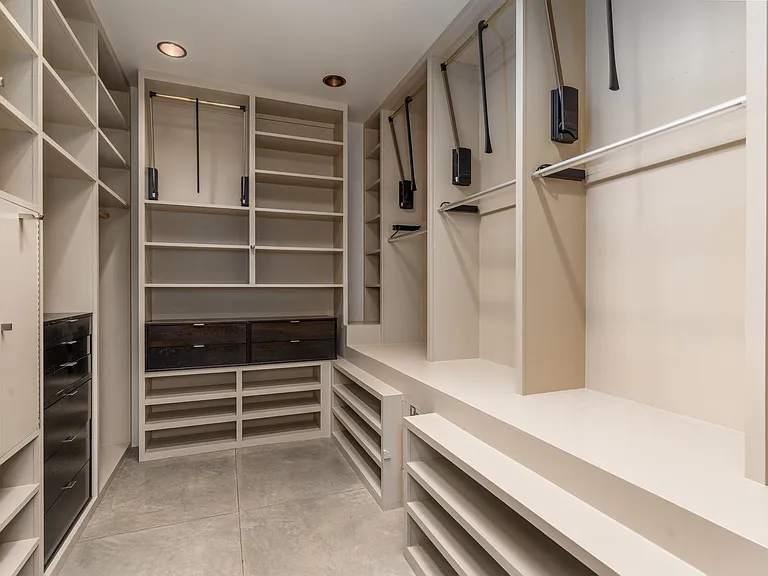 875 Camino Francisca — Photo 32