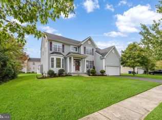 14 Grist Mill Ct, Pemberton, NJ 08068