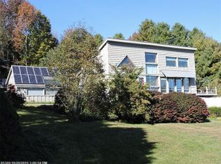 39 Old Wing Rd, Saint Albans, ME 04971