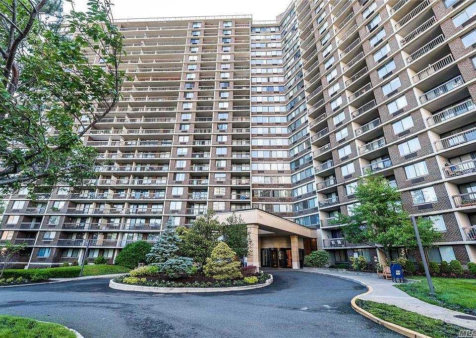 1st image of 2 Bay Club Dr APT 4Z3