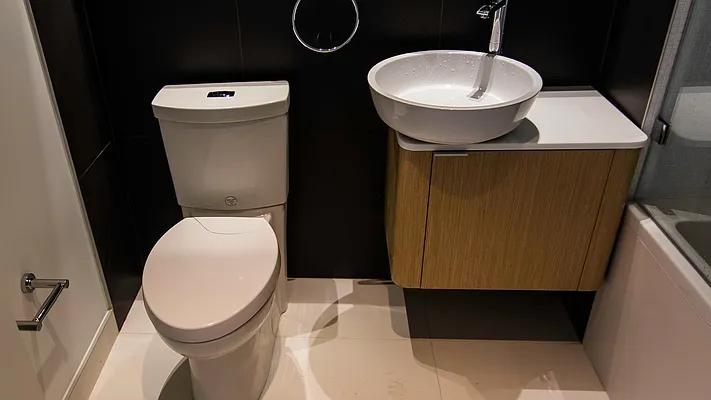 Rented by Nooklyn NYC LLC | media 54