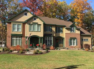 19 Moss Rd, Voorheesville, NY 12186