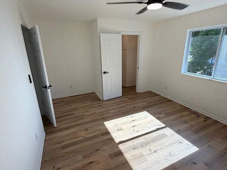 414 N Meldrum St #A — Photo 12