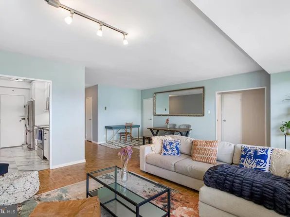3900 Watson Pl NW #B-6d, Washington, DC 20016