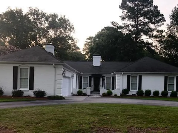 1907 Cambridge Drive, Kinston, NC 28504