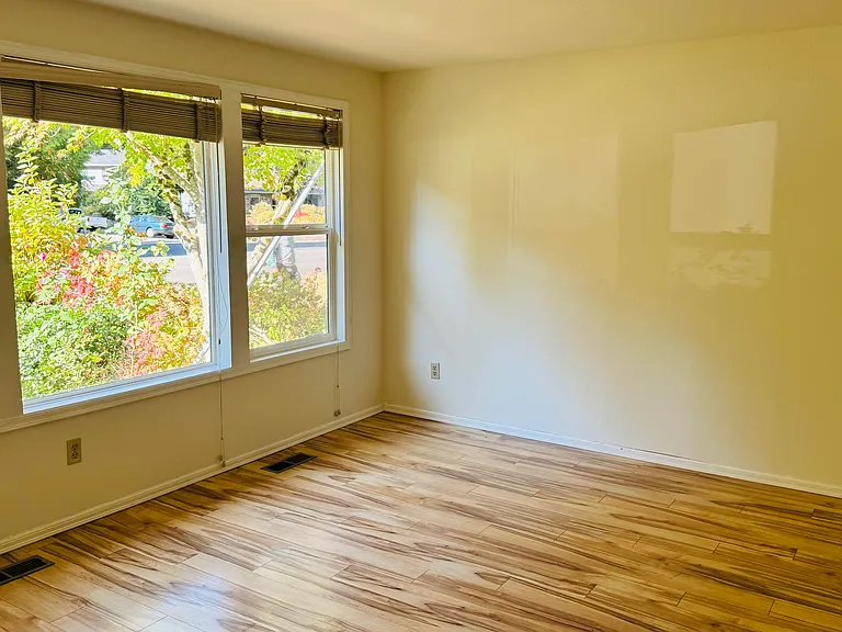 7614 146th Ave NE — Photo 5