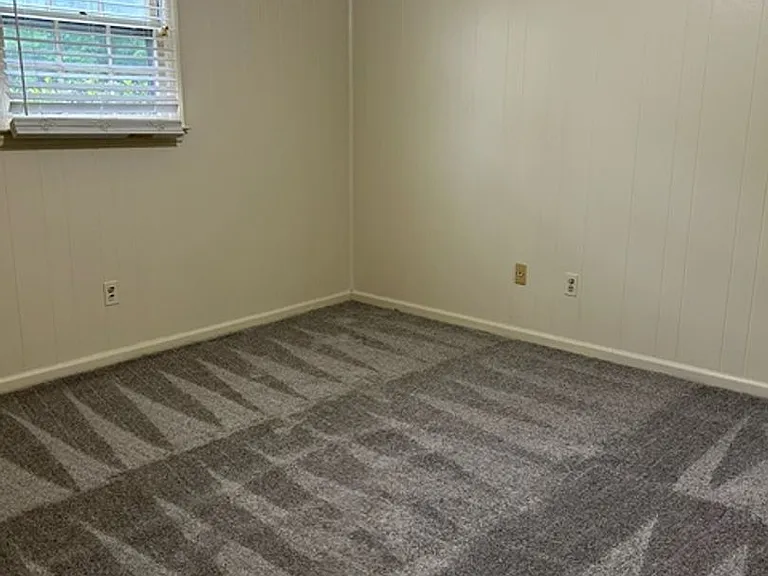 1128 Jamerson Rd — Photo 12