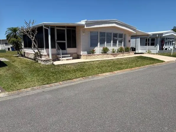 291 Apricot St, Bradenton, FL 34207