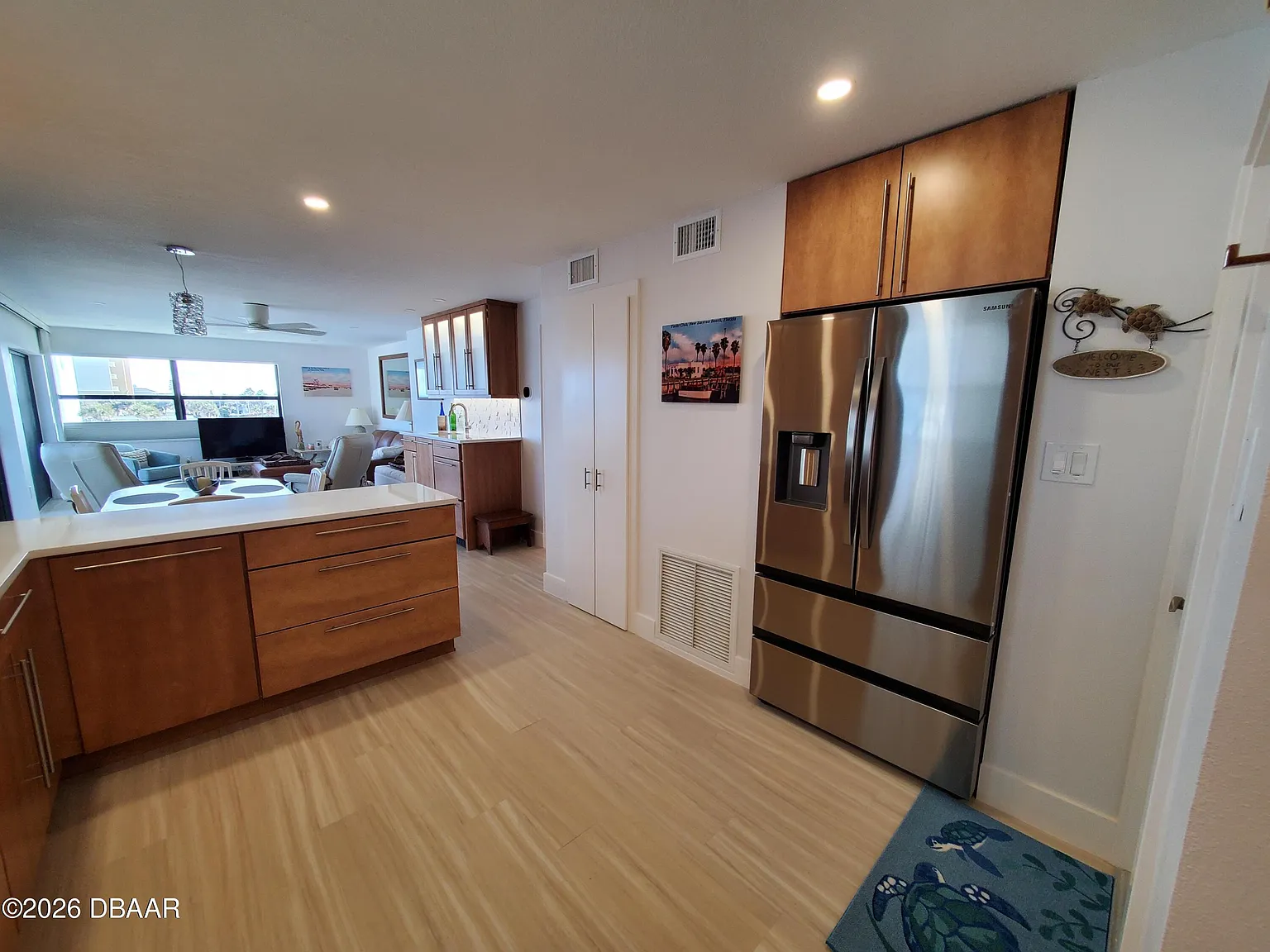 2 bed, 2.0 bath, 1080 sqft, $4,950 — Photo 4