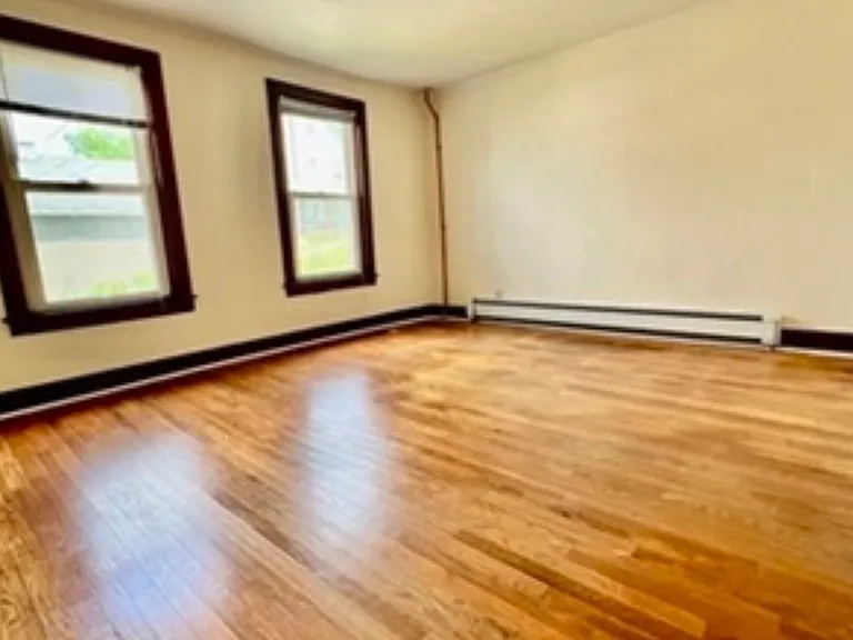 35 Prospect St #1 — Photo 4