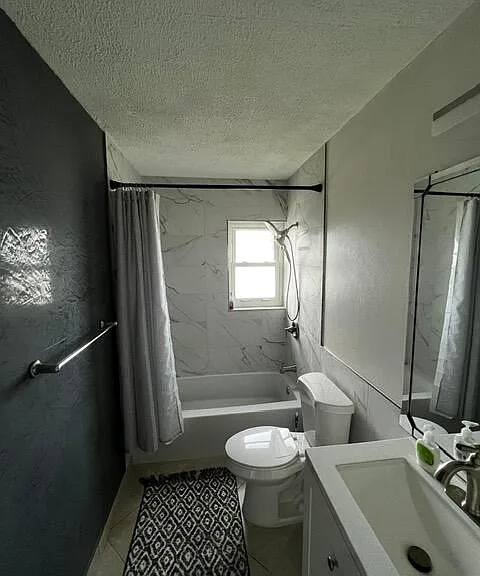 1001 NE 14th Ave #701 — Photo 27