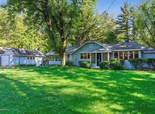 6469 1st Ave, Sawyer, MI 49125