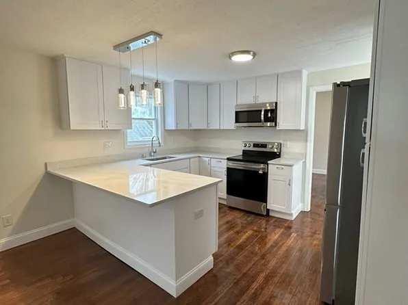 687 Main St #A, North Oxford, MA 01537