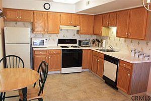 4th image of 85 Marsdale Ct