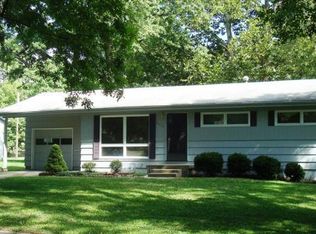 7239 Robinson St, Overland Park, KS 66204