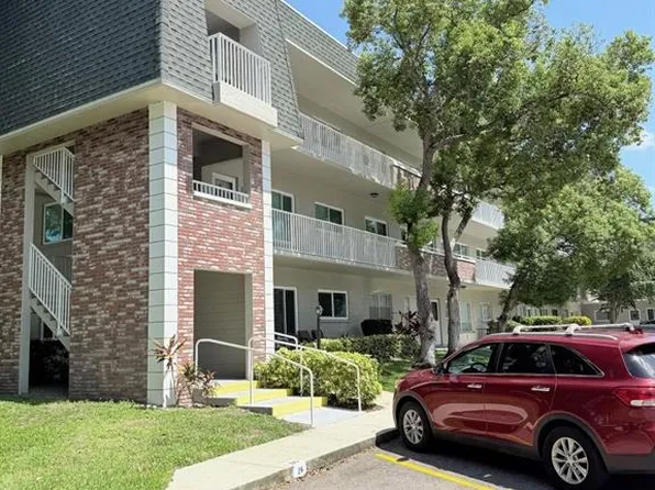 2426 Persian Dr APT 38, Clearwater, FL 33763