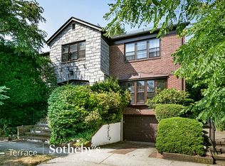 7005 Fleet St, Forest Hills, NY 11375